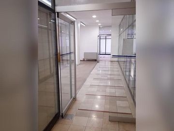 Edificio Corporativo en Venta - Oficinas - Av. Hipólito Irigoyen al 400
