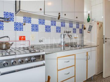 Venta Departamento de 2 ambientes en  Las Cañitas