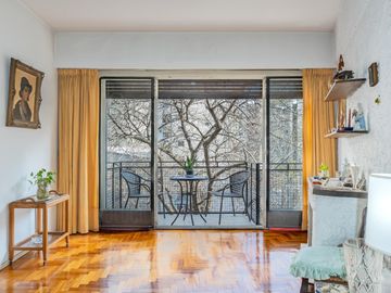 Venta Departamento de 2 ambientes en  Las Cañitas