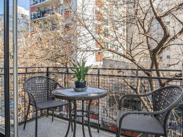 Venta Departamento de 2 ambientes en  Las Cañitas