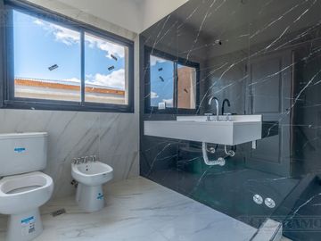 Casa en venta a Estrenar - El Canton - Islas PG