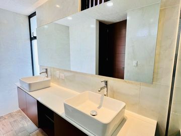 ESTRENA YA !! CASA EN PARQUE ZACATECAS , LOMAS DE ANGELOPOLIS ,UBICACIÓN IDEAL
