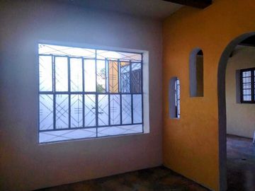 Casa de 4 recámaras en renta o venta en García Ginerés