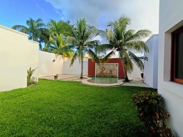 En Venta, Casa de un piso en Las Fincas, Temozón Norte Mérida, Yucatán (3Rec)
