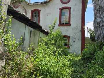 OPORTUNIDAD UNICA, CASA EN VENTA COMO TERRENO A LA ORILLA DEL LAGO DE CHAPALA.