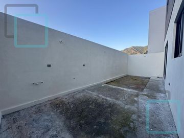 CASA EN VENTA MITICA ZONA CARRETERA NACIONAL SANTIAGO