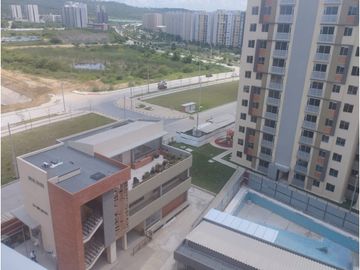 HERMOSO APARTAMENTO CONJUNTO BUHO, ALAMEDA DEL RIO, LADO SOMBRA