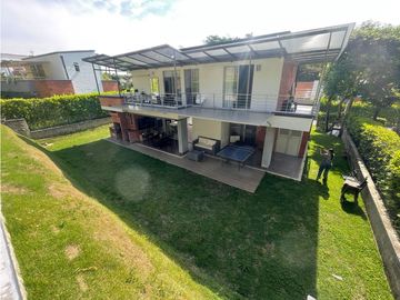 Vendo Casa Campestre en parcelación en sector Alfaguara WM