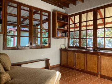SE VENDE HERMOSA CASA ALTOS DE CERRO AZUL DE DOS PISOS 1317M2 YL