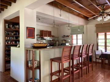 SE VENDE HERMOSA CASA ALTOS DE CERRO AZUL DE DOS PISOS 1317M2 YL