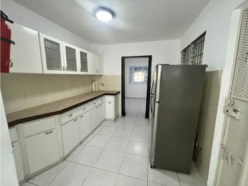 SE VENDE CASA EN ALTOS DE SANTA MARIA