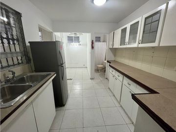 SE VENDE CASA EN ALTOS DE SANTA MARIA
