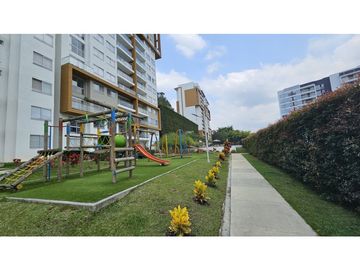 Se vende apartamento en la Avenida Centenario