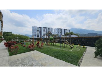Se vende apartamento en la Avenida Centenario