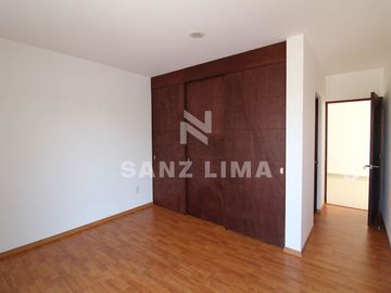 CASTELA RESIDENCIAL: Excelente propiedad, amplios espacios y bellas amenidades .