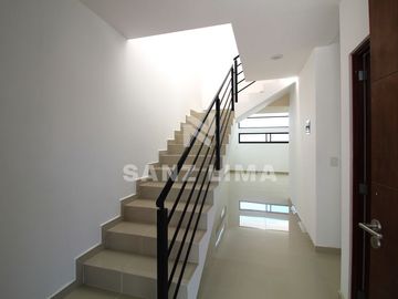 CASTELA RESIDENCIAL: Excelente propiedad, amplios espacios y bellas amenidades .