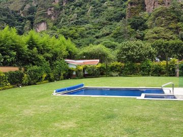 Casa en Venta en Tepoztlán en condominio