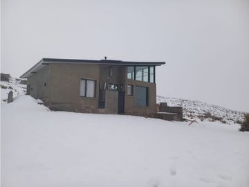 CABAÑA EN LOS MOLLES