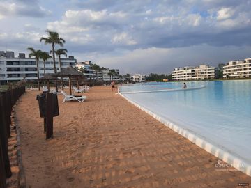 Departamento venta monoambiente, con terraza y cochera en Lagoon Pilar