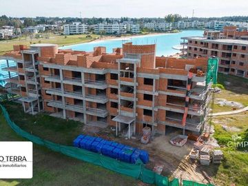 Departamento venta de 1 dormitorio terraza y cochera en Lagoon Pilar