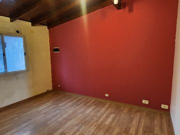 Casa Fondo en venta en Caseros