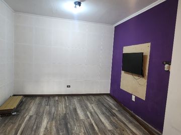 Casa Fondo en venta en Caseros