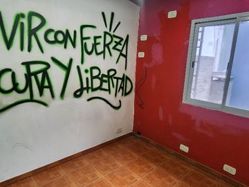 Casa Fondo en venta en Caseros