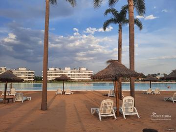 Departamento venta pozo  de 1 dormitorio c/ cochera en Lagoon Pilar
