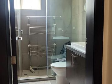 VENTA MODERNO DEPARTAMENTO 3D 165 m² CON TERRAZA, Sector Bellavista. G.Be_AQT