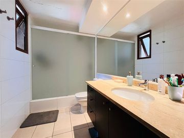 Departamento en Venta en Las Condes/ Mall sport / Quinchamali