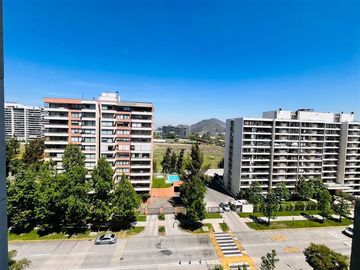 Departamento en Venta en Las Condes/ Mall sport / Quinchamali
