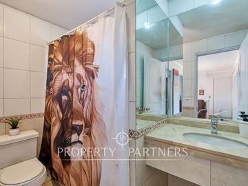 Hermosa casa ubicada en condominio con seguridad 24/7! Peñalolén
