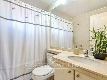 Hermosa casa ubicada en condominio con seguridad 24/7! Peñalolén