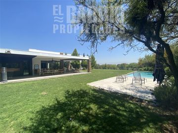 Casa en Venta en Piedra Roja