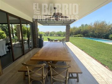 Casa en Venta en Piedra Roja