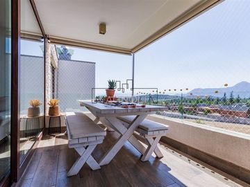 Departamento en Venta en San Carlos de Apoquindo, UDLA, Clinica San Carlos UC.