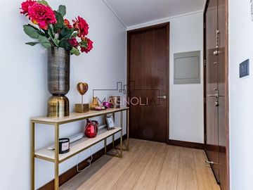 Departamento en Venta en San Carlos de Apoquindo, UDLA, Clinica San Carlos UC.