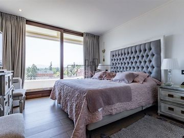 Departamento en Venta en San Carlos de Apoquindo, UDLA, Clinica San Carlos UC.