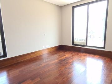 Venta, y Renta Casa, Del Valle, San Pedro Garza Garcia