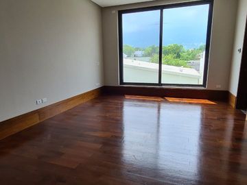 Venta, y Renta Casa, Del Valle, San Pedro Garza Garcia