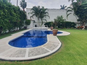 CASA EN VENTA FRACC  RESIDENCIAL SUMIYA, JIUTEPEC MORELOS