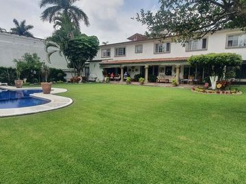 CASA EN VENTA FRACC  RESIDENCIAL SUMIYA, JIUTEPEC MORELOS