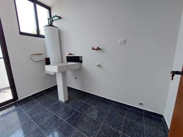 VENTA DE CASA FRACCIONAMIENTO LA ANTIGUA CEMENTERA 5 HABITACIONES
