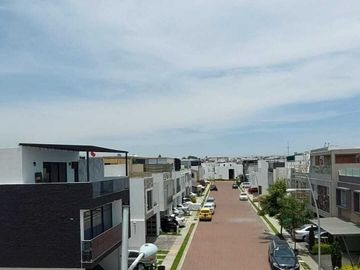 VENTA DE CASA FRACCIONAMIENTO LA ANTIGUA CEMENTERA 5 HABITACIONES