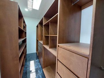 VENTA DE CASA FRACCIONAMIENTO LA ANTIGUA CEMENTERA 5 HABITACIONES