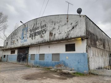 Galpón - Isidro Casanova