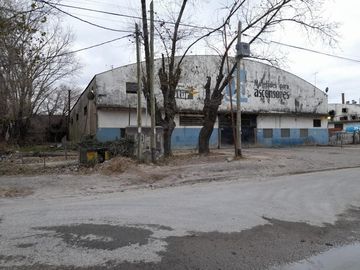 Galpón - Isidro Casanova