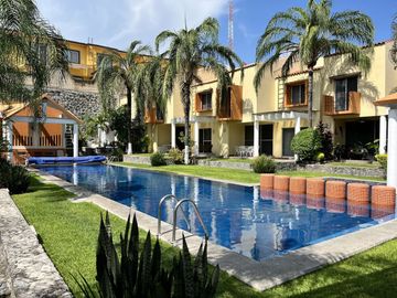 Vendo casa en Burgos Bugambilias, Cuernavaca, Mor.