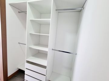 Departamento en Venta 2 Dormitorios - Cumbayá (JOL)
