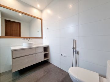 Departamento en Venta 2 Dormitorios - Cumbayá (JOL)